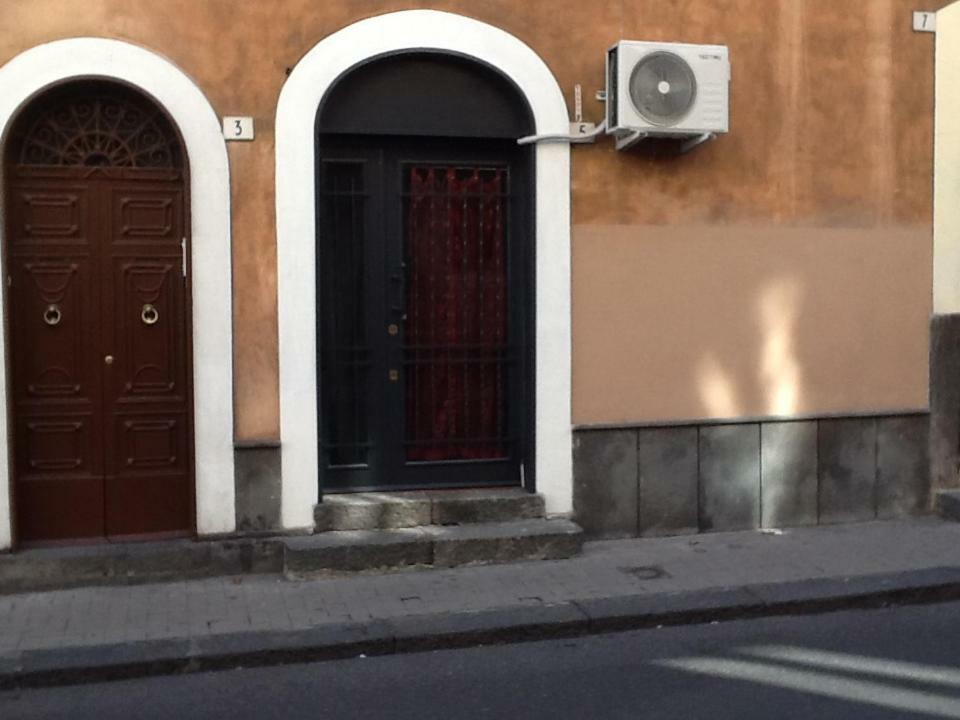 Gisira Apartments Al Borgo カターニア エクステリア 写真